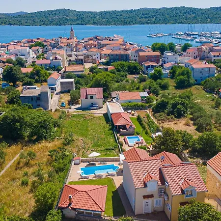 Willa Reunion Pirovac